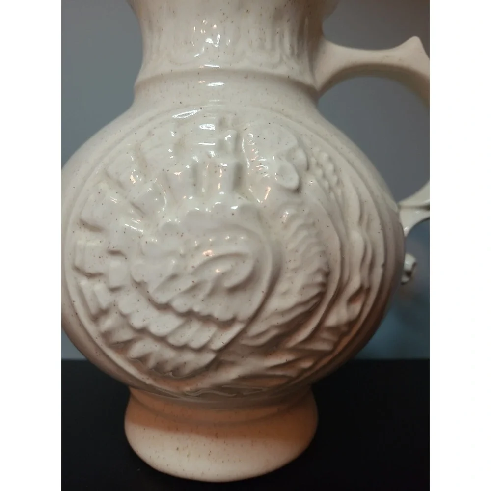 Vintage 1968 McCoy Art Pottery Speckled Cream Turkey Cameo Pattern 64oz. Pitcher